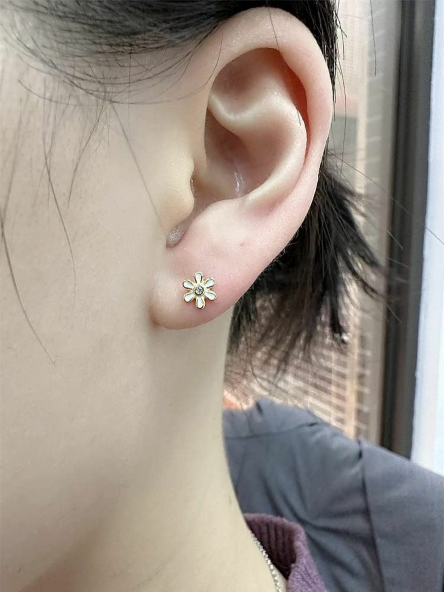 Dtja Body Piercing Studs | 18G Tiny Daisy Flower Cartilage Earrings For Women Girls 925 Sterling Silver 14K Gold Plated Mini Cute Cz Cherry Blossom 3Mm Ball Barbell Screw Back Sleeper Tragus Post Hypoallergenic Piercing Body Jewelry